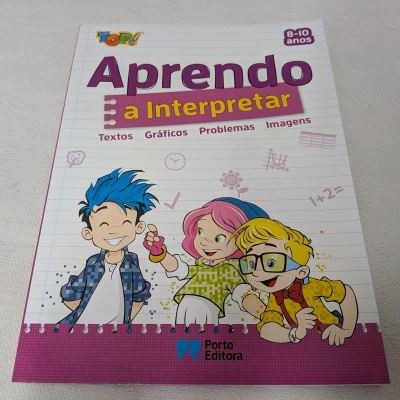 Capa de livro didático colorido com personagens animados para crianças 8-10 anos