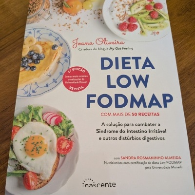 Capa do livro Dieta Low FODMAP com fotos de comida e texto informativo