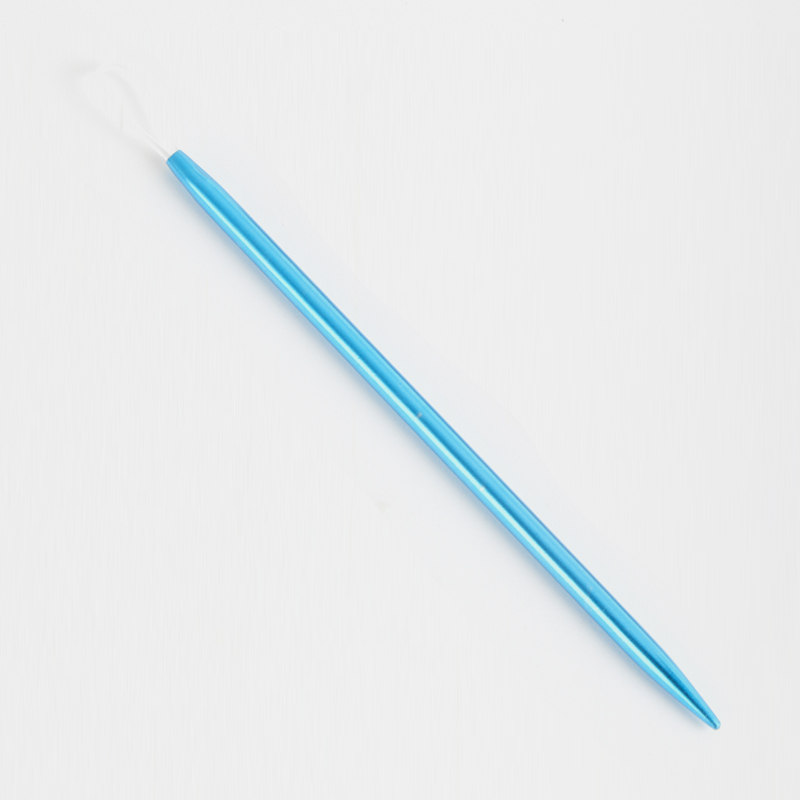 Agulha de tricô metálica azul com argola branca