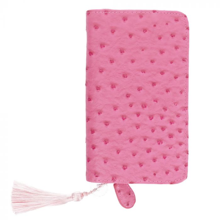 Carteira rosada com textura de pele de avestruz e tassel pendurado