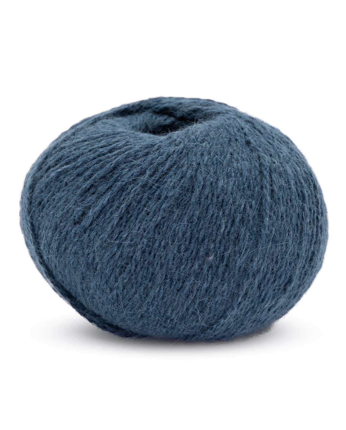 Novelo de lã azul escura