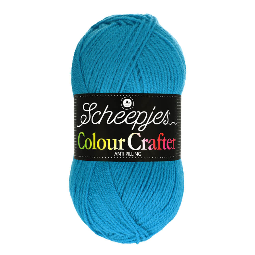 Novelo de lã azul com etiqueta preta da marca Scheepjes Colour Crafter