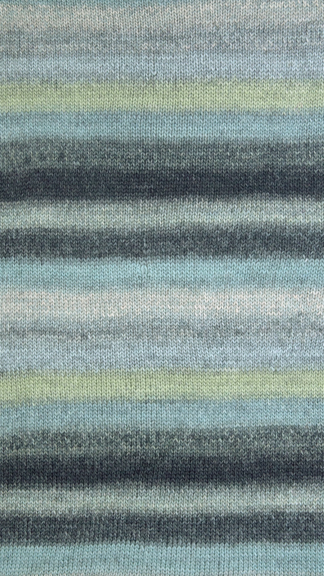 Tecido de malha com riscas horizontais em azul, cinza, verde e bege