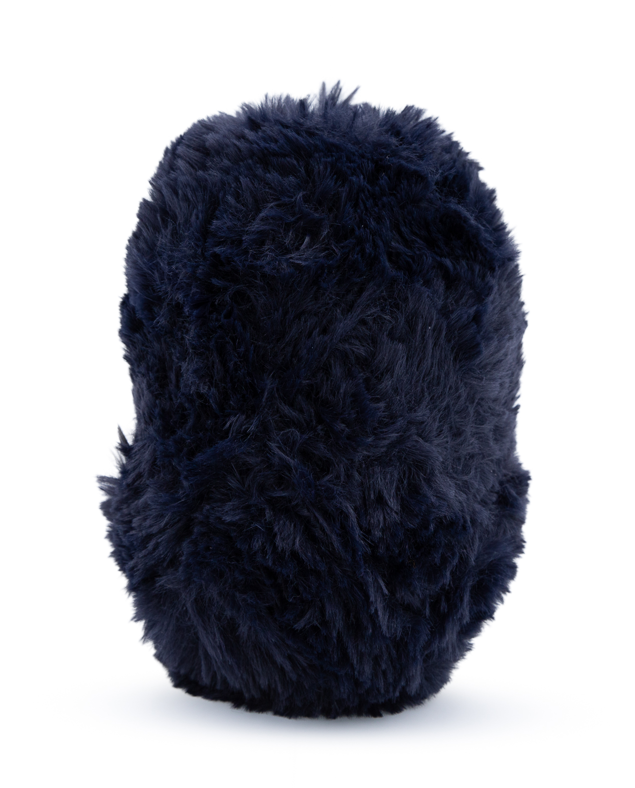 Meia polar azul escuro felpuda sobre fundo branco