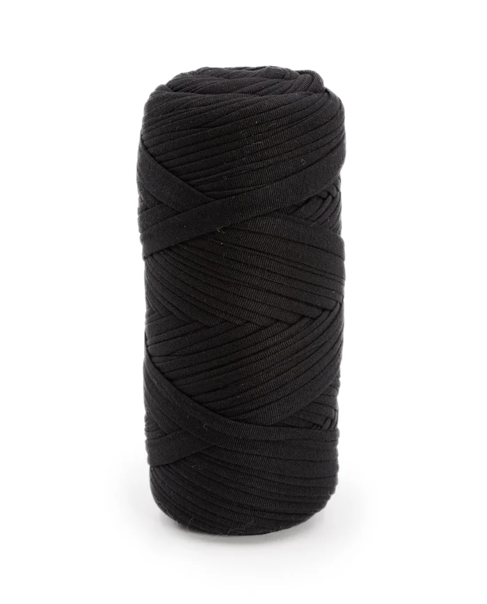 Rolo de fio preto enrolado