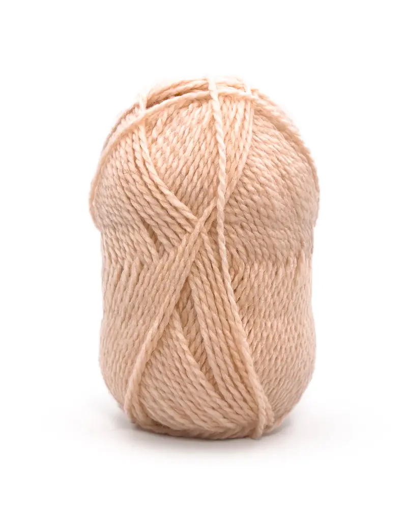 Novelo de lã bege claro