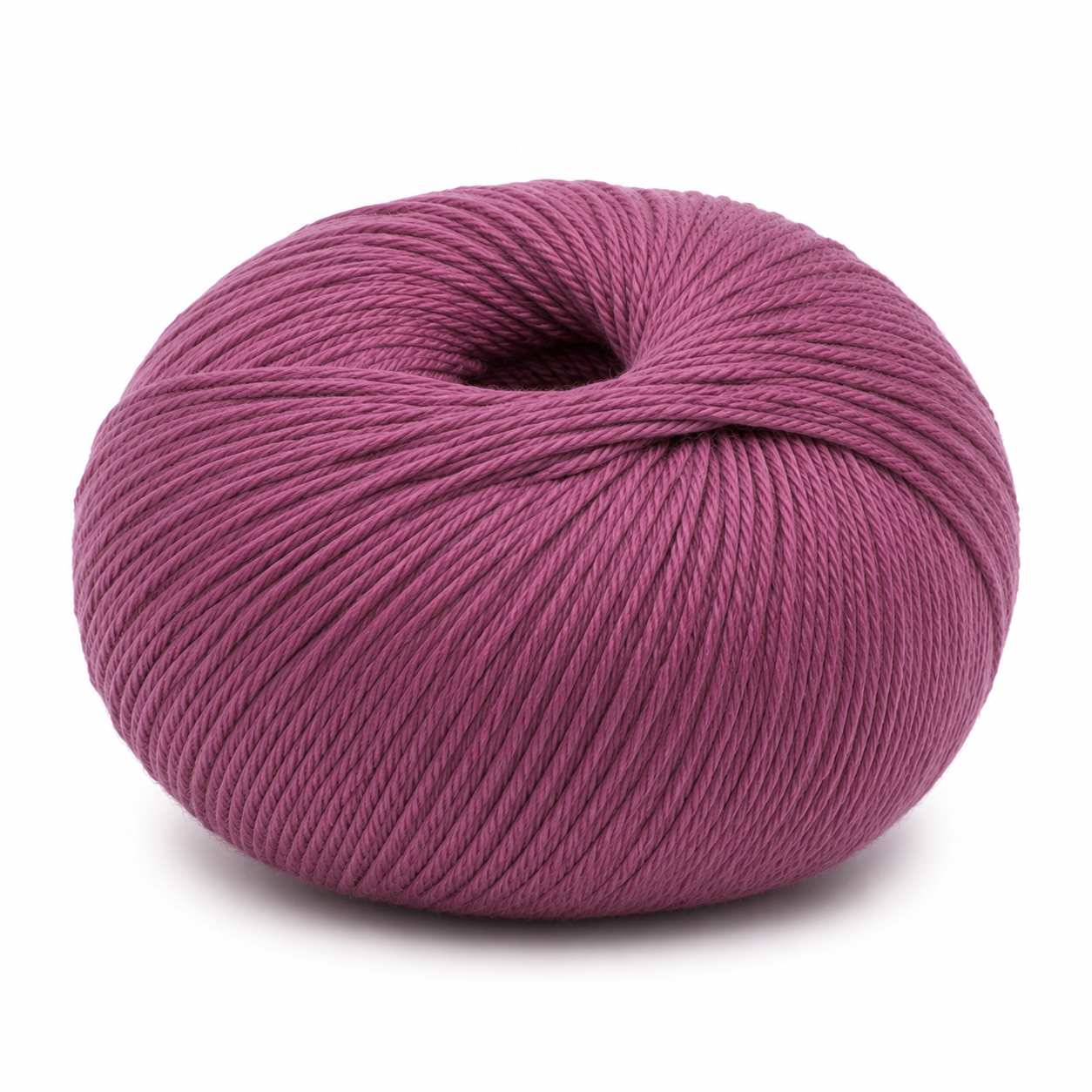 Rolo de fio roxo enrolado