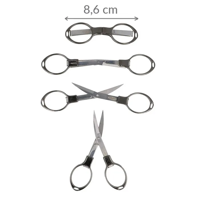 Tesoura pequena de metal prateado de 8,6 cm em fundo branco