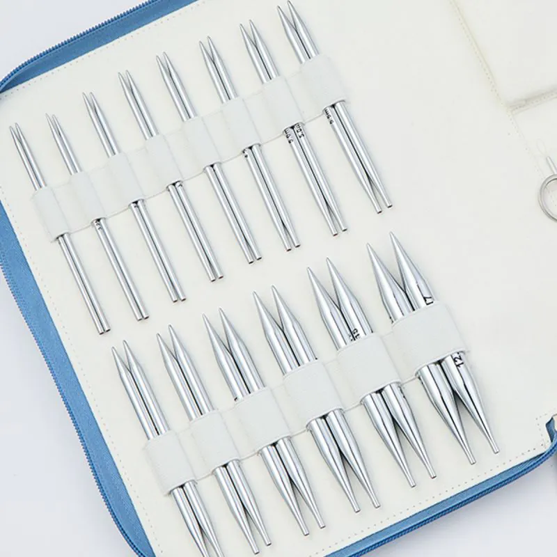 Conjunto de agulhas de tricô metálicas em estojo branco e azul