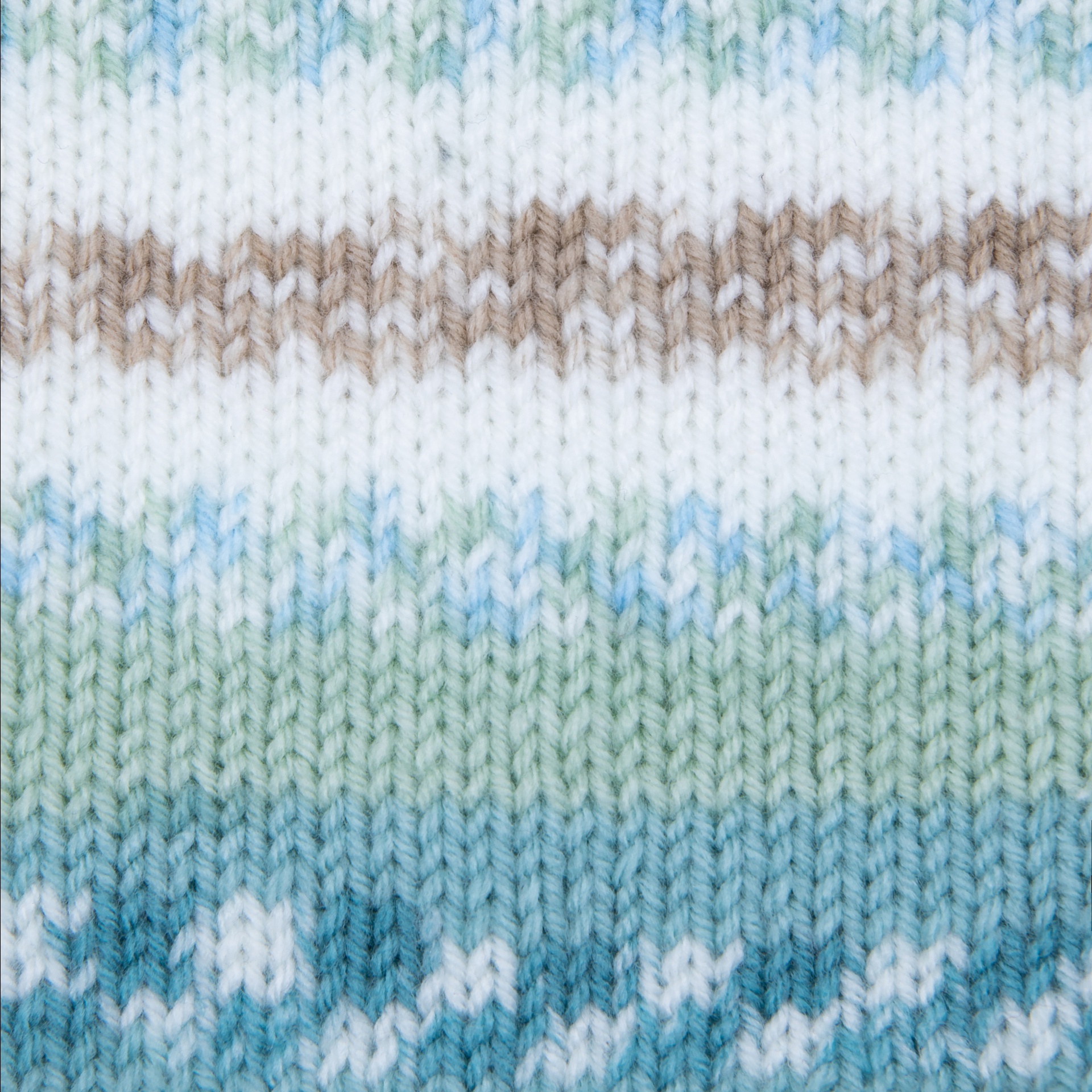 Tecido de malha com riscas coloridas horizontais