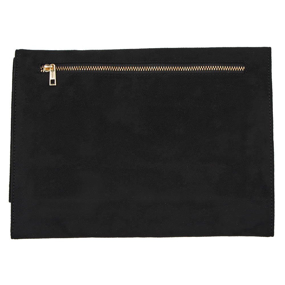 Pasta preta com fecho dourado