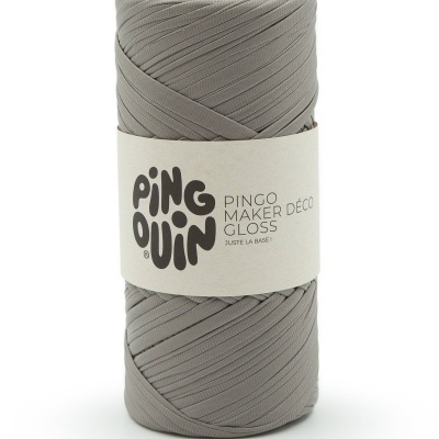 Rolo de fio cinzento com etiqueta PINGOUIN