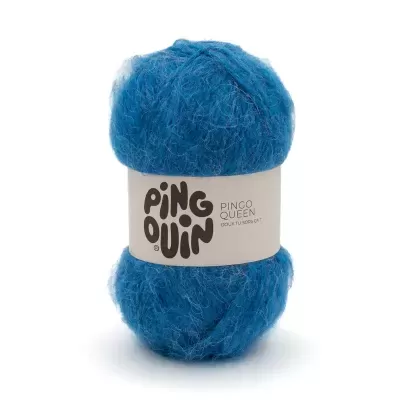 Novelo de lã azul com etiqueta branca da marca PINGOUIN