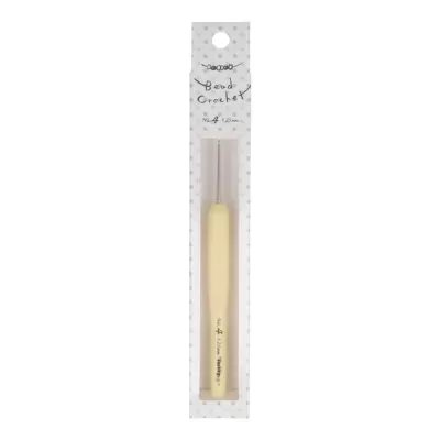 Agulha de crochet para contas com cabo amarelo claro e embalagem branca com bolinhas cinza