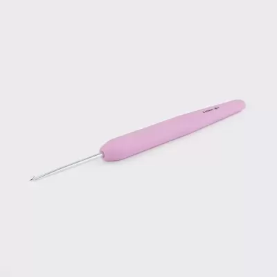 Agulha de crochet com cabo rosa e ponta de metal