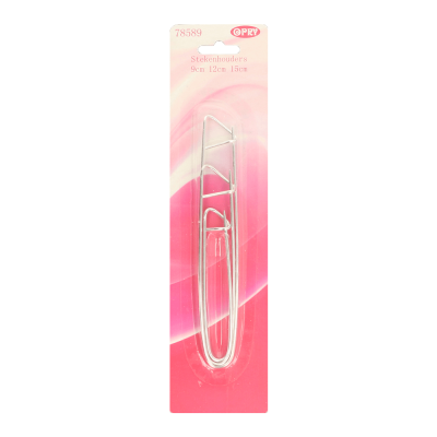 Prendedor de papel em metal com letra 'PARA' na embalagem branca e rosa