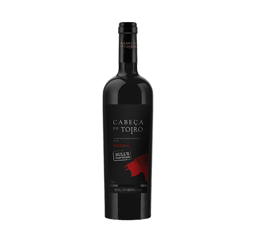 Garrafa de vinho Cabeça de Toiro com rótulo preto e touro vermelho