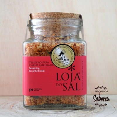 Frasco de vidro com tempero Loja do Sal e selo Ouro 2019