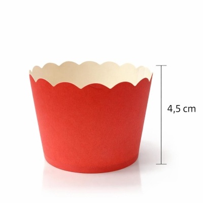 Cápsula de papel vermelha para cupcakes com bordas onduladas e 4,5 cm de altura