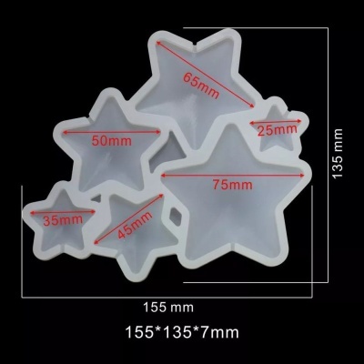 Conjunto de quatro moldes de estrelas em plástico branco com várias dimensões indicadas