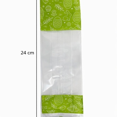 Saco plástico transparente com faixas verdes decoradas com motivos de Páscoa