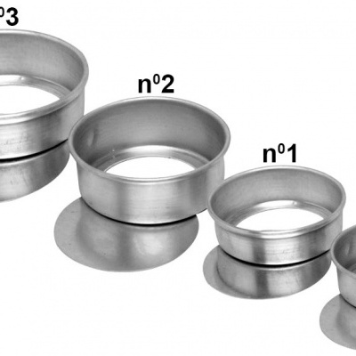 quatro anéis metálicos numerados de n°0 a n°3