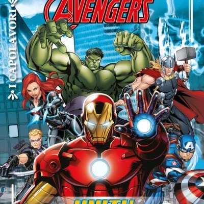 Capa de livro dos Avengers da Marvel com personagens animados e palavra UNITI!