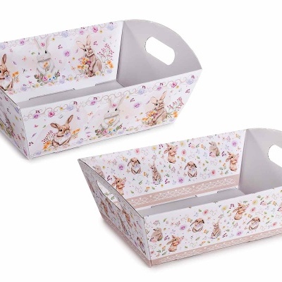 Duas cestas retangulares de papel com design de coelhinhos e flores coloridas