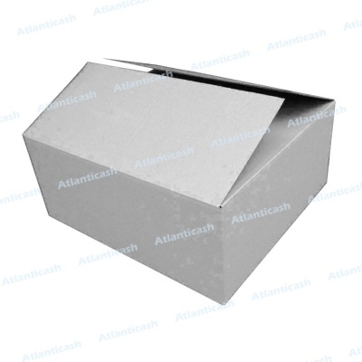 Caixa metálica cinzenta com tampa inclinada e superfícies lisas