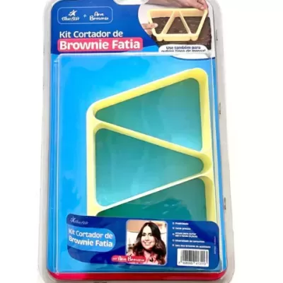 Kit Cortador de Brownie Fatia em embalagem azul e transparente com cortador amarelo