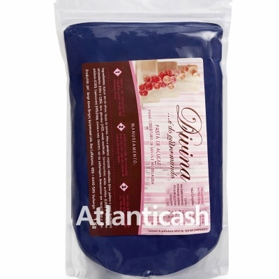 Embalagem de pasta de açúcar para bolos com etiqueta da marca Divina