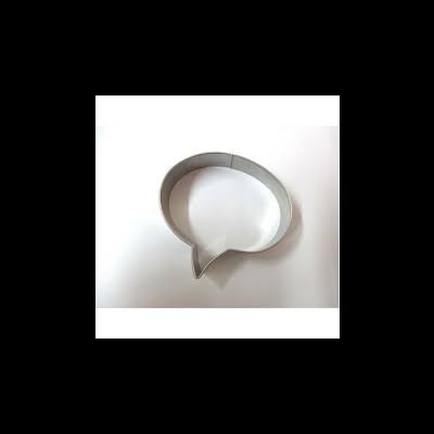 Cortador de biscoitos em metal prateado em forma de balão de diálogo