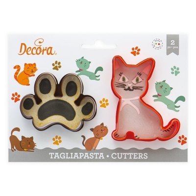 Cortadores de massa em forma de pata e gato numa embalagem decorada com gatos coloridos