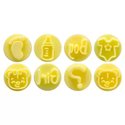 Selos amarelos para moldes de biscoitos com símbolos e palavras de bebé