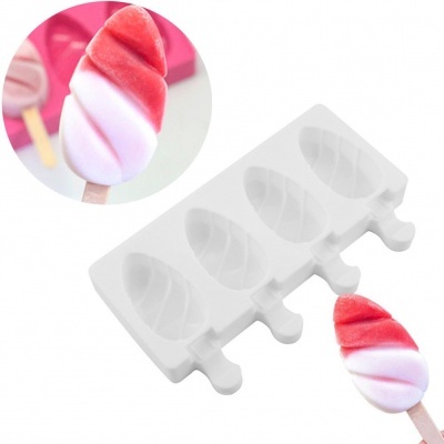 Forma de silicone branca para fazer gelados em pauzinho com espiral vermelho e branco