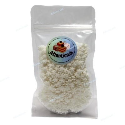 Pacote transparente com flocos brancos e etiqueta azul com texto Atlanticash