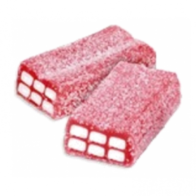 Doces vermelhos com interior branco em pedaços retangulares