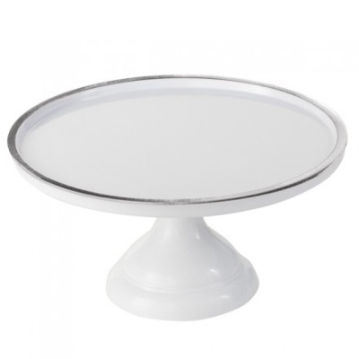 Prato para bolo branco em cerâmica com base e borda metálica