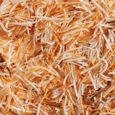 Fios finos laranja e branco com textura fibrosa