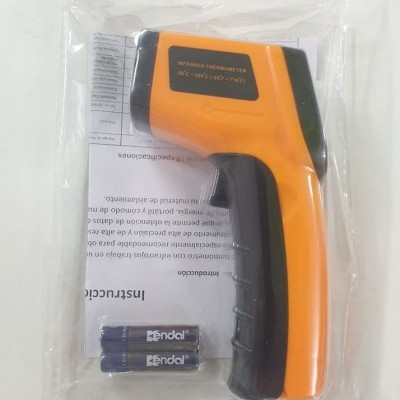 Termómetro infravermelho laranja e preto com pilhas Kendal em embalagem de plástico