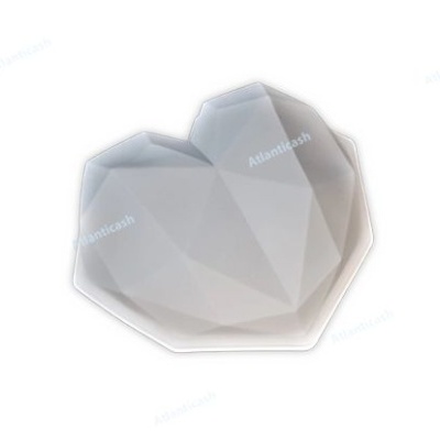 Forma de silicone branca em formato de coração facetado com relevo geométrico
