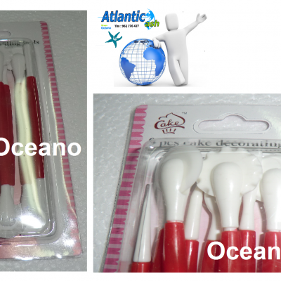 Conjunto de ferramentas de decoração de bolos com cabos vermelhos e brancos em embalagem de blister