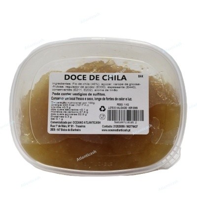 Doce de chila em embalagem plástica transparente com etiqueta branca