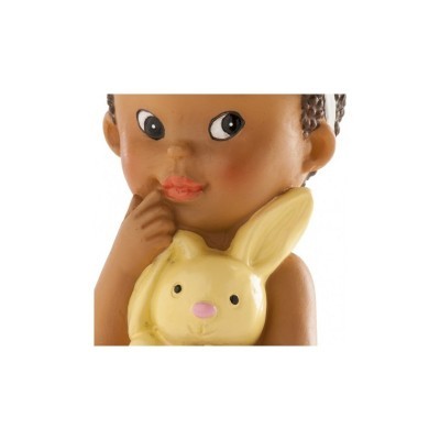 Estátua decorativa de criança com coelho amarelo