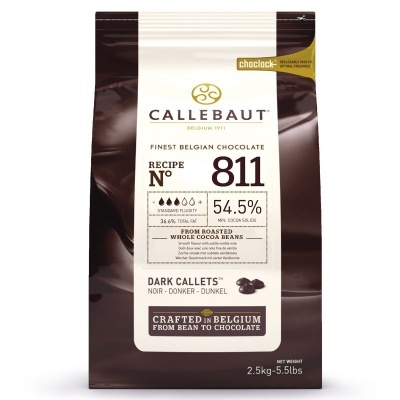 Embalagem de chocolate negro Callebaut Recipe No 811 com 54,5% cacau