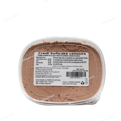 Embalagem de creme de softcake cenoura com rótulo branco