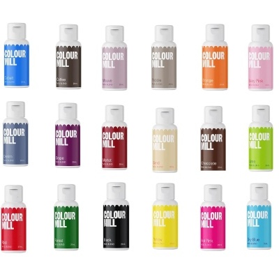 Frascos pequenos de tinta para cabelo COLOUR MILL em várias cores alinhados em fundo branco