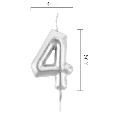 Vela prateada número 4 com medidas e pavio