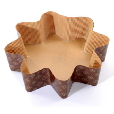 Forma para bolo em papel ondulado castanho com padrão floral