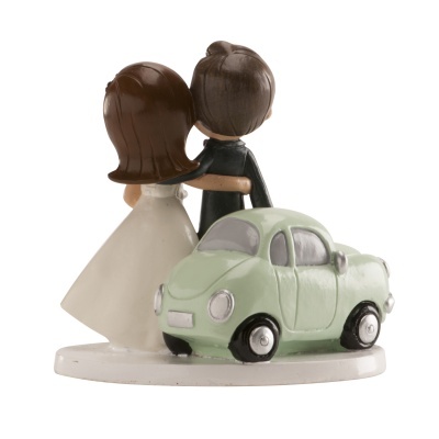 Figura decorativa de casal de noivos e carro verde claro